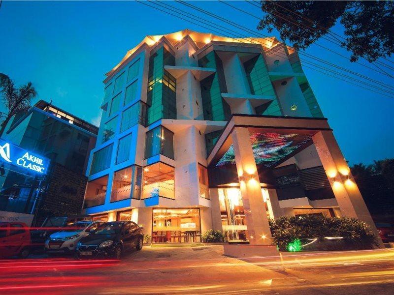 Akhil Classic Thiruvananthapuram Buitenkant foto
