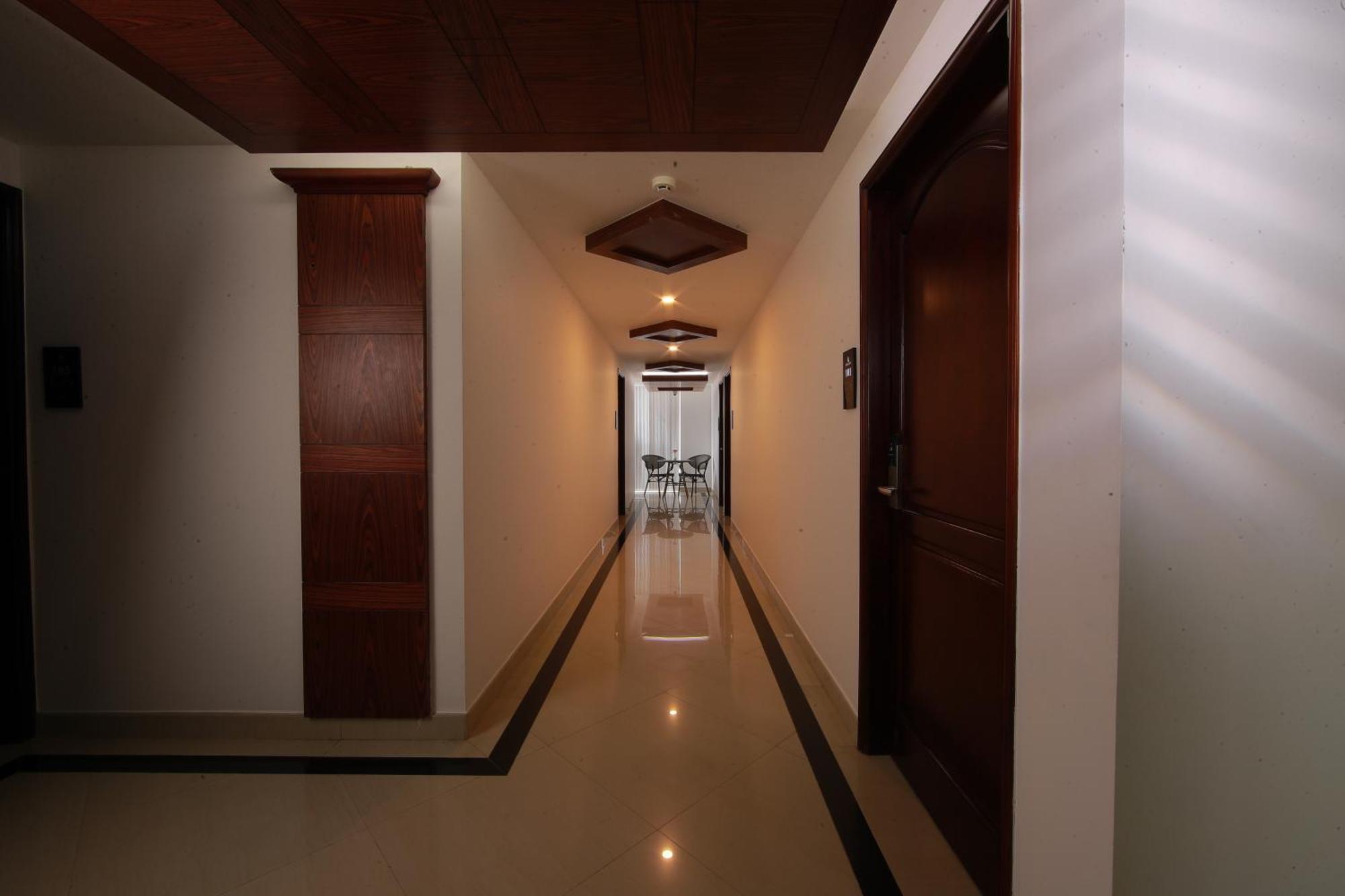 Akhil Classic Thiruvananthapuram Buitenkant foto